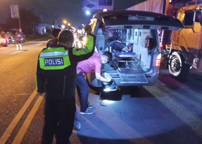 Mahasiswi Meninggal Dunia Usai Tabrak Truk Parkir di Ngantru 