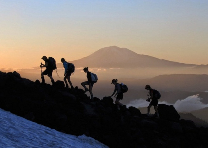 Habis Turun Gunung Jangan Langsung Nyetir, Microsleep Bisa Mengintai