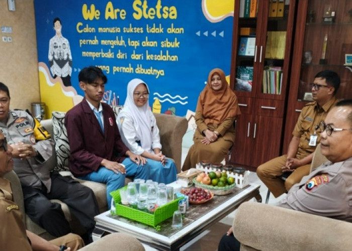 Kapolsek Klojen Sambangi SMAN 4 Malang, Serap Aspirasi dan Sampaikan Pesan Kamtibmas