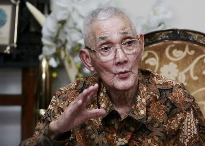 Mantan Wakil Presiden RI Jenderal (Purn) Tri Sutrisno Tutup Usia