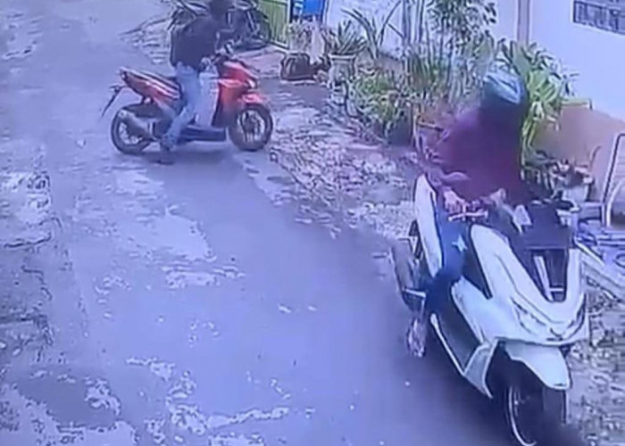 Hanya 17 Detik! Kawanan Curanmor Sikat Motor di Panti Asuhan Manukan Kulon Surabaya, Aksinya Terekam CCTV