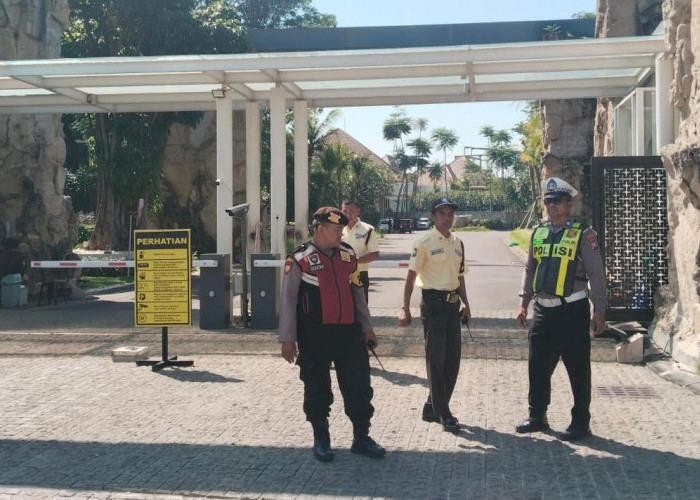 Antisipasi Kejahatan, Polsek Mulyorejo Intensifkan Patroli di Perumahan Grand Peninsula