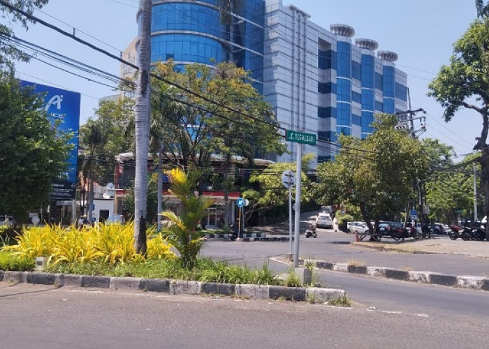 Saling Olok di HP Berujung Pembacokan, Tukang Parkir Disabet Pisau di Tegalsari