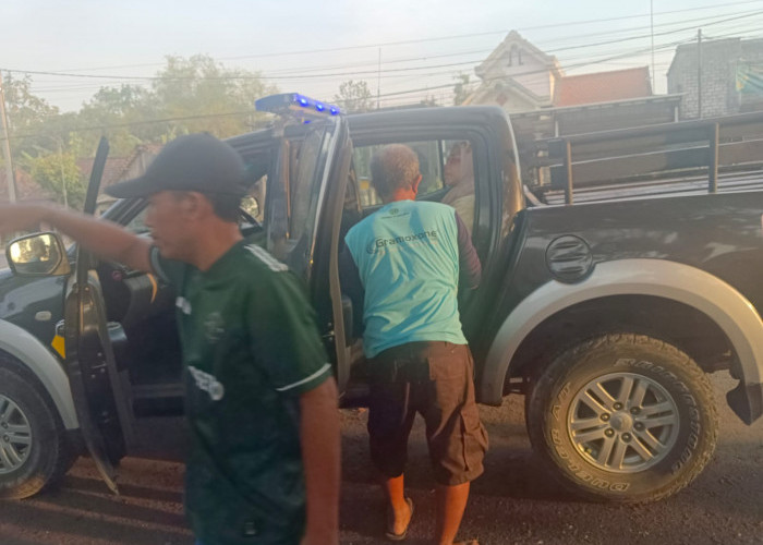 Minyak Solar Truk Bocor di Pucuk Lamongan, Pemotor Bergelimpangan
