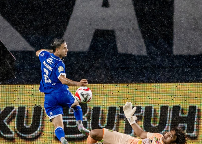 Ernando Ari Beberkan Faktor Kekalahan Persebaya dari Persib Bandung