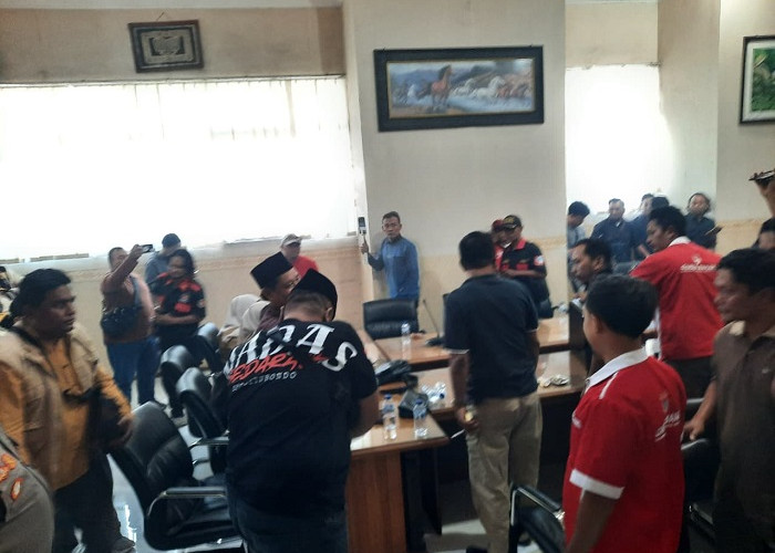 Aliansi LSM Situbondo Bakal Laporkan Fraksi PDIP atas Dugaan Penyebaran Hoaks