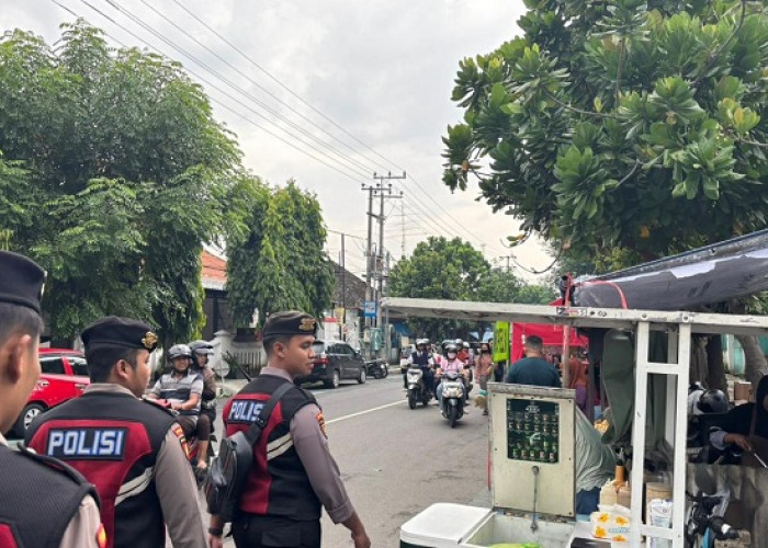 Patroli Ngabuburit, Samapta Polres Kediri Kota Amankan Jalan Jaksa Agung Suprapto