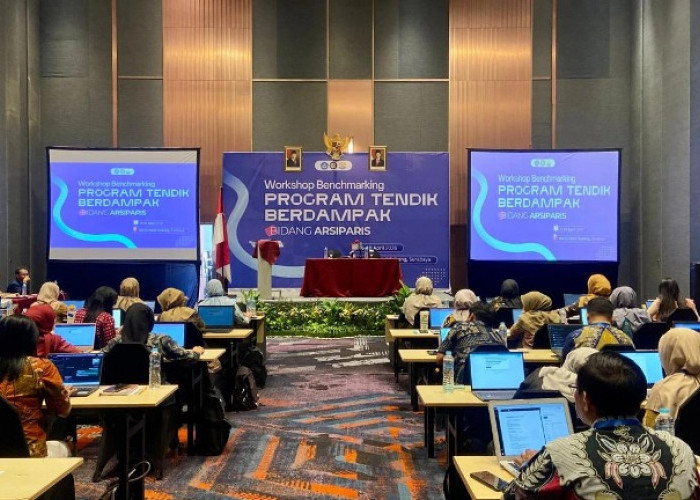 Workshop Tendik Berdampak Dorong Arsiparis Kampus Melek AI 