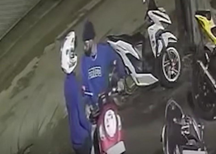 Dua Bandit Motor Gasak Vario Pengunjung Warkop Tribhuwana