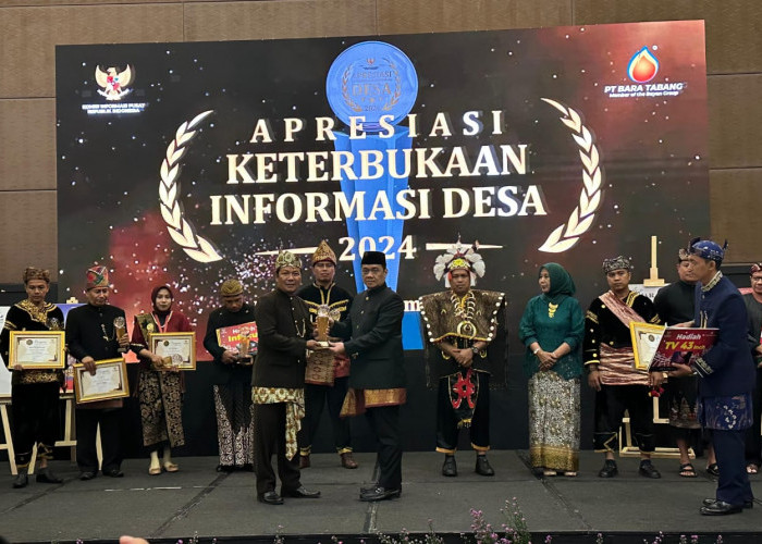 Desa Kraton Raih Peringkat Pertama di Ajang Apresiasi Keterbukaan Informasi Publik Desa 2024