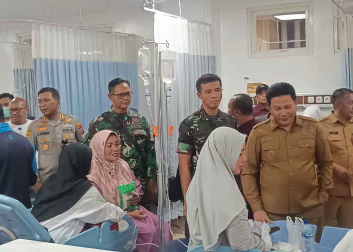 Update Keracunan MBG di Ponpes Manbaul Hikam: 291 Santri Masuk RS, Forkopimda Sidoarjo Tinjau Korban