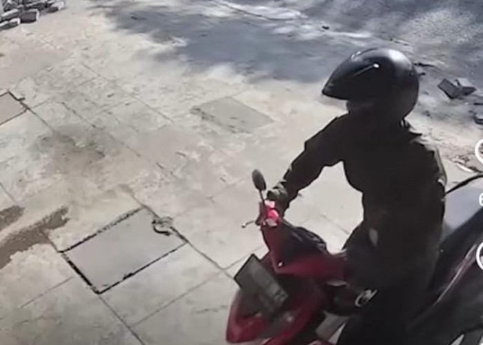Lupa Cabut Kunci, Motor Warga Babatan Unesa Digondol Maling