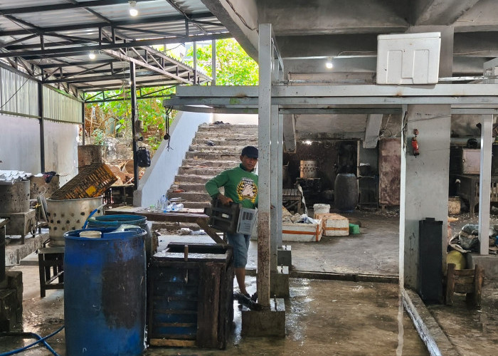 Proyek Renovasi Berjalan, Aktivitas Pemotongan Unggas di Pasar Babaan Tetap Beroperasi