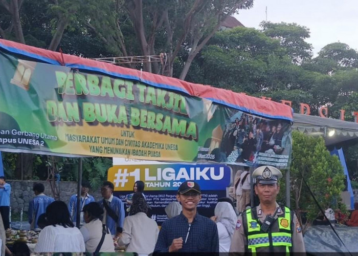 Polsek Lakarsantri Gelar Patroli Hoofdbureau Ngabuburit di Gerbang Unesa