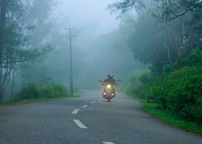 Prakiraan Cuaca Jatim 5 April 2026 Dua Wilayah Diprediksi Berkabut