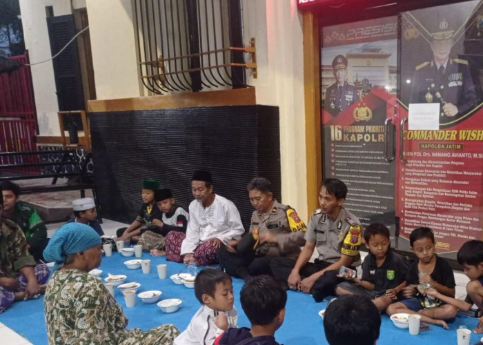 Polsek Simokerto dan MWCNU Gelar Buka Puasa Bersama Masyarakat