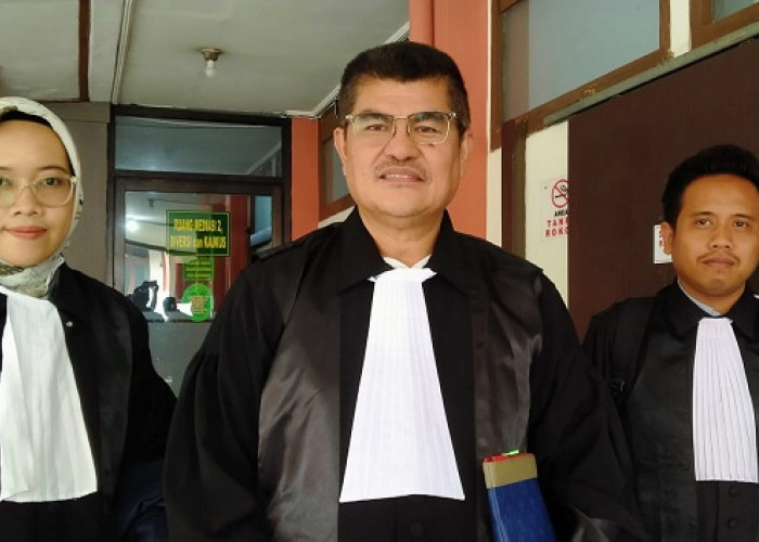 Komisaris BPR Didakwa Himpun Dana Rp 13,1 Miliar, Kuasa Hukum Ajukan Eksepsi