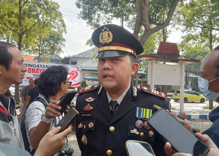    Satlantas Polres Tulungagung Tegur Hampir Seribu Truk ODOL Selama Juni   