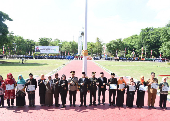 Pemkab Sidoarjo Beri Penghargaan Peduli Pembangunan Kesehatan