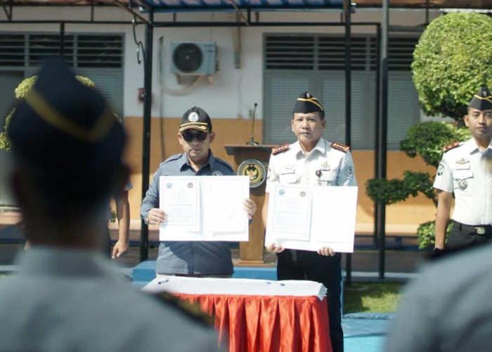 Komitmen Bersih Narkoba, Lapas Bojonegoro Gelar Ikrar dan Tes Urine Massal