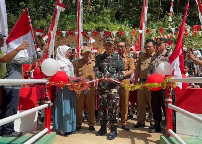 Jembatan Garuda Desa Samar Pagerwojo Diresmikan, Warga Apresiasi Presiden Prabowo