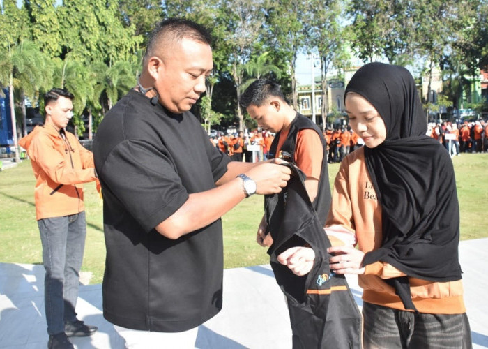 Kawal Keakuratan Data, Bupati Yusuf Rio Sumpahi Ratusan Petugas Sensus