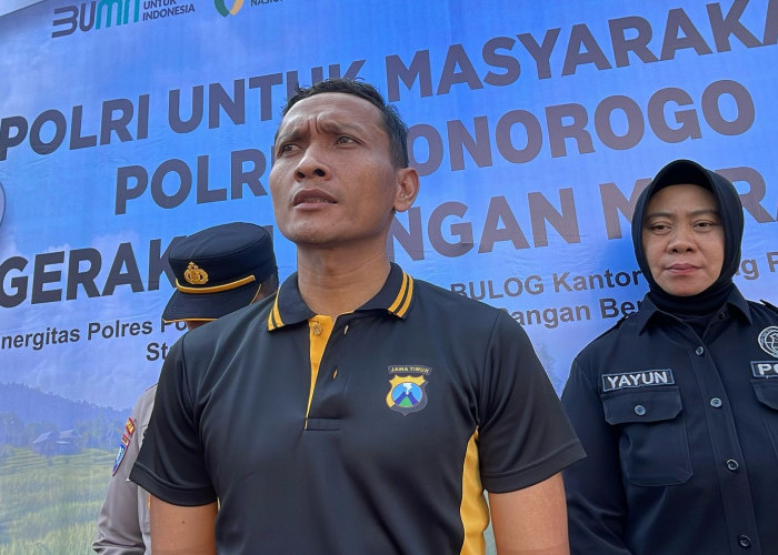 Polres Ponorogo Imbau Warga Tak Kibarkan Bendera One Piece