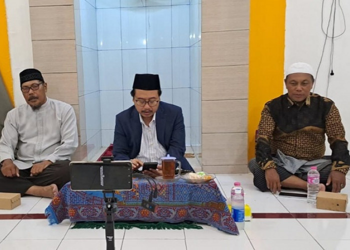 PKK RW 12 Keputran Kejambon Gelar Pengajian Rutin, Gus Teguh Bahas Kunci Hidup Bahagia