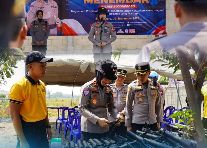 Tingkatkan Profesionalisme Pengendalian Massa, Polres Bojonegoro Gelar Latkatpuan