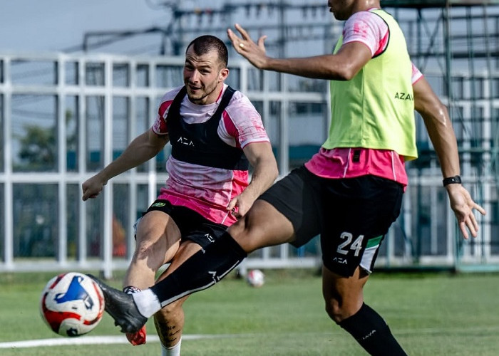 Laga Persija vs Persebaya: Duel Klasik Perebutan Tahta Papan Atas Liga Super