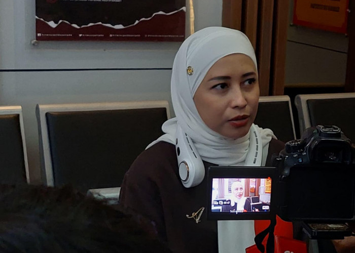 Promosikan Arisan Bodong Joiss, Selebgram Ratu Felisha Datangi Panggilan Polda Jatim