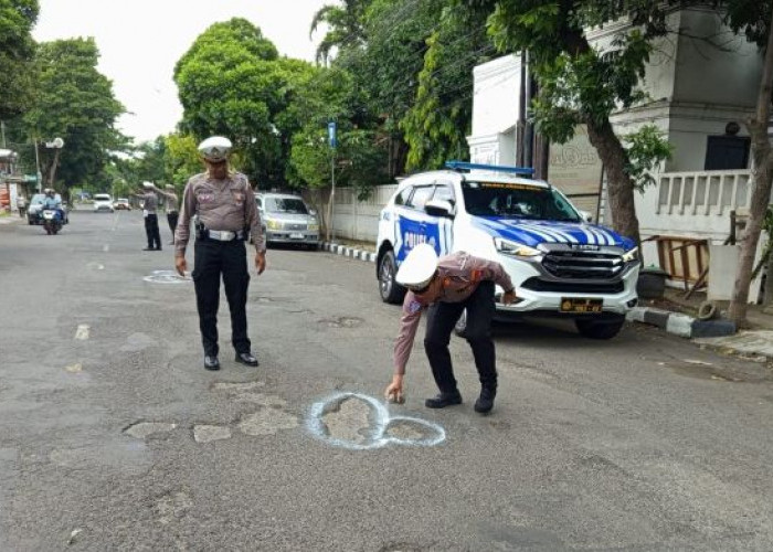 Satlantas Polres Kediri Kota Survei Kondisi Jalan Rusak
