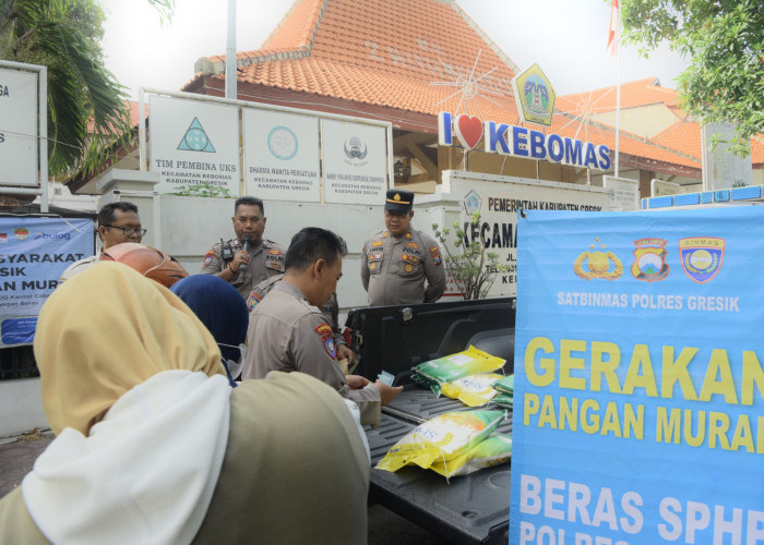 Gerakan Pangan Murah Polres Gresik Turun Langsung Bantu Warga Dapatkan Beras Terjangkau