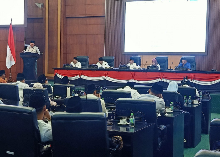 Paripurna Raperda APBD 2026, Sejumlah Fraksi DPRD Jombang Sampaikan Pandangan Umum