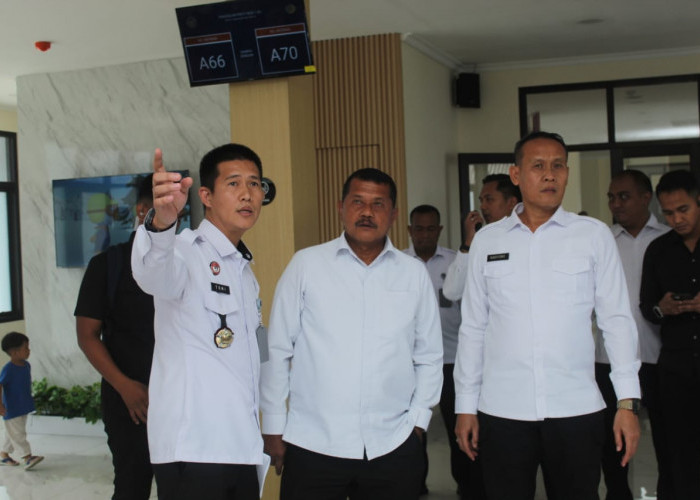 Dirjenpas Kemenimipas Kunjungi Ruang Layanan Publik Terpadu dan Dapur Harmoni Rutan Surabaya