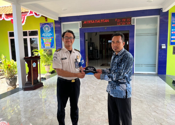 Cegah TPPO dan TPPM, Imigrasi Tanjung Perak Gelar Penyuluhan Pimpasa di Dalegan Gresik