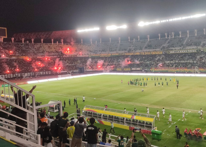 Team Launching Game, Persebaya Menang 2-0 atas Persik