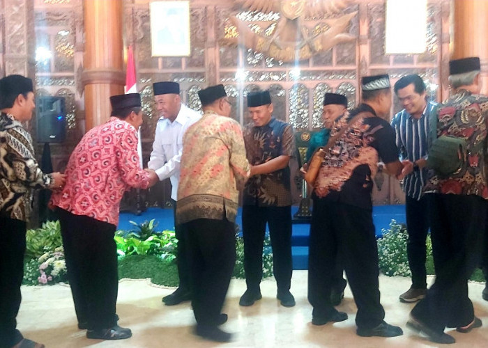 Bupati dan Wabup Tulungagung Halalbihalal Bersama BPD di Pendopo Kongas Arum Kusumaning Bongso