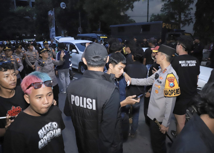 Polres Kediri Kota Turunkan Ratusan Personel Gabungan, Laga Persik Kediri Vs Persis Solo Aman