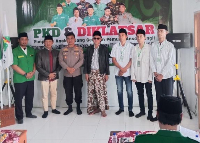 Dukung Penguatan Kader Muda, Polsek Bangil Hadiri Pembukaan PKD dan Diklatsar Ansor