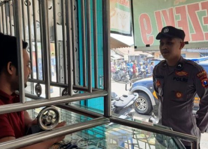 Cegah Bandit Jalanan, Polsek Kwanyar Rutin Awasi Toko Perhiasan