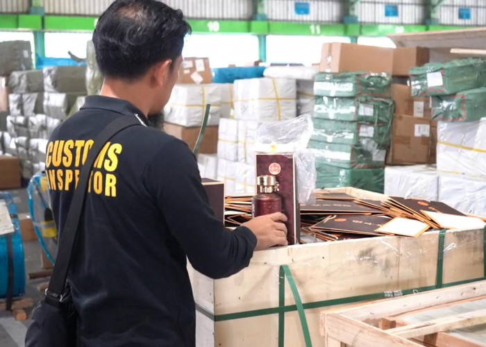 Pemilik Barang Impor Ilegal di Teluk Lamong Surabaya Ternyata Hanya Satu Importir