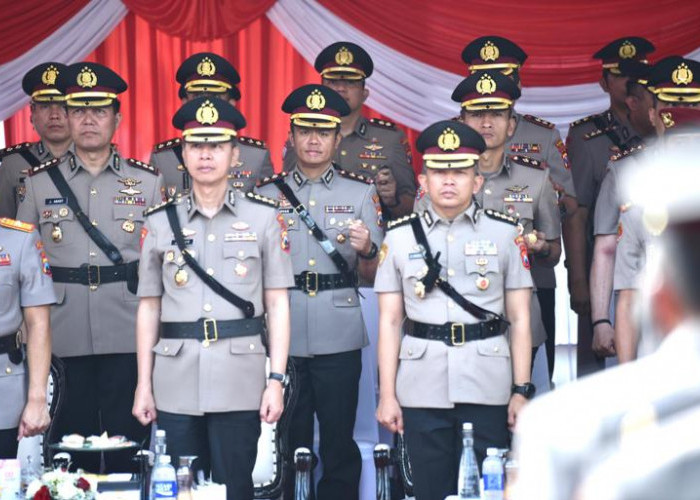Kapolres Gresik Hadiri Upacara Hari Juang Polri di Surabaya