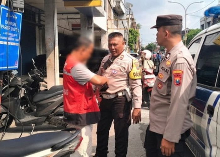 Viral di TikTok, Jukir Liar di Jalan Kapasan Surabaya Diamankan Polisi