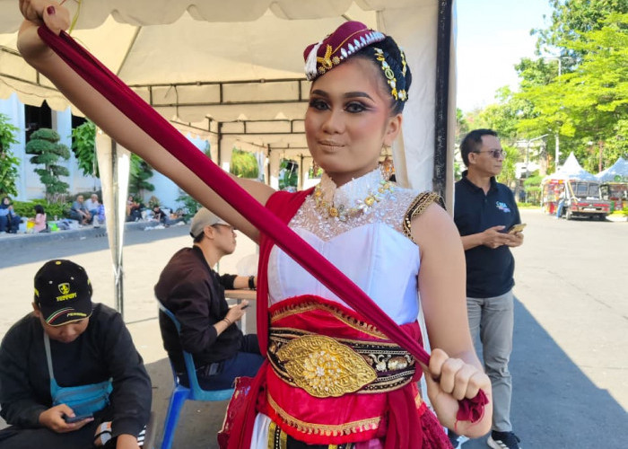 Bawa Misi Lestarikan Budaya, Penari Muda Asal Sidoarjo Pukau Panggung Surabaya Fashion Festival 2026