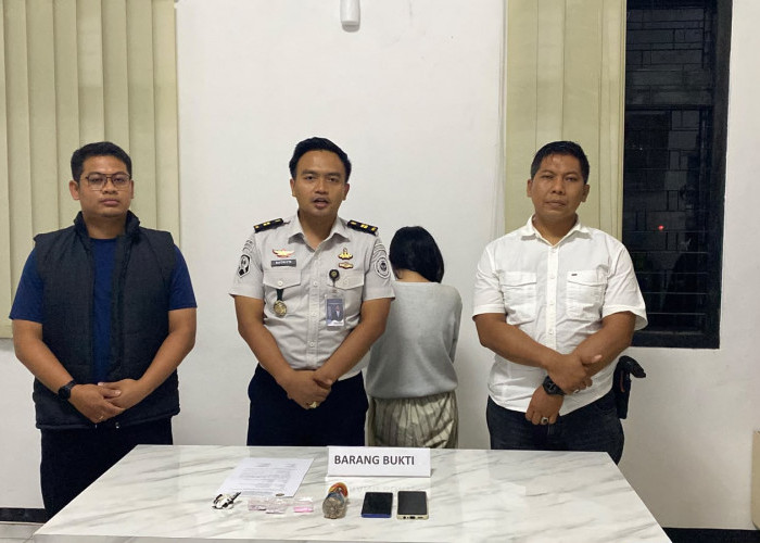 Ibu Muda Selundupkan Pil Alprazolam untuk Suami di Lapas Tulungagung