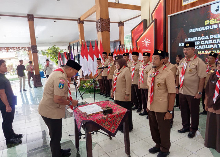 Lantik Ulfiyah Jadi Ketua Kwarcab Pramuka, Bupati Rio Dorong Situbondo Jadi Tuan Rumah Jambore Nasional