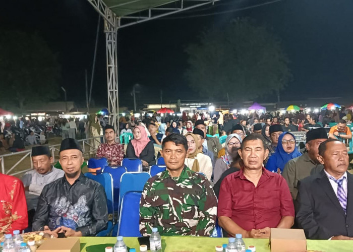 Sukses Gelar Belasan Lomba, Kecamatan Kendit Tampilkan Atraksi Ojung Cilik Pertama di Situbondo