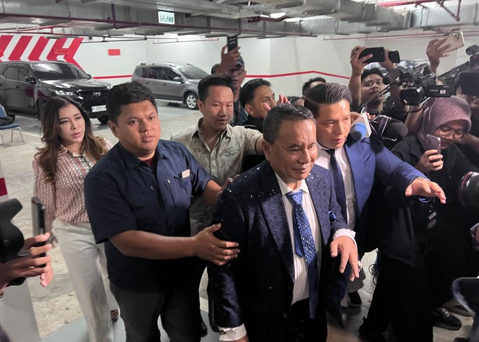 Hotman Paris Resmi Jadi Pengacara Febrie Adriansyah, Dampingi Pemeriksaan di Kejagung