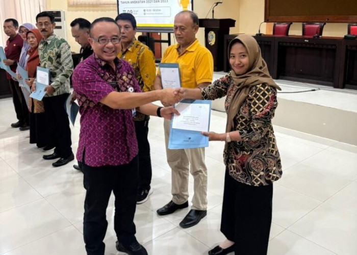 Perpanjangan Kontrak PPPK Diserahkan, Disdik Tulungagung Suntik Semangat Baru Guru SMP